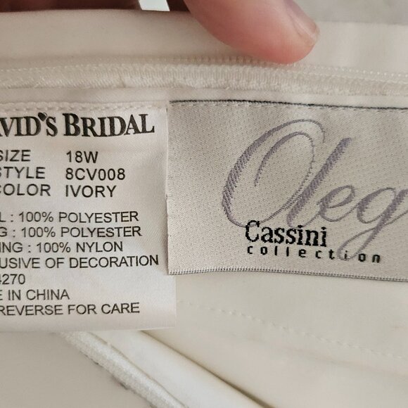 Oleg Cassini 18W Vintage Embroidered Wedding Dress 8CV008 - Picture 11 of 17